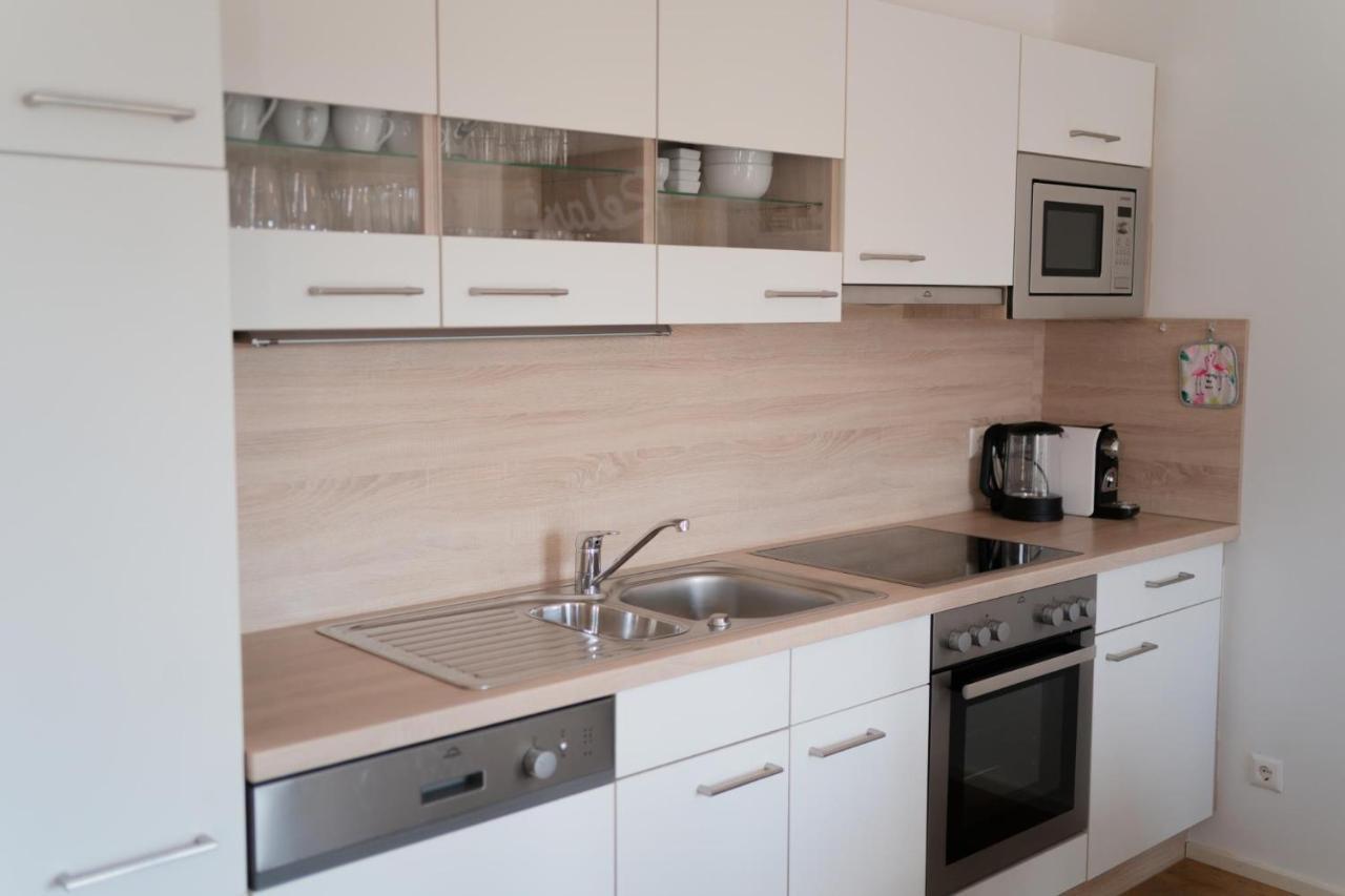 Apartment Falamingo Velden Фельден-ам-Вёртер-Зе Экстерьер фото